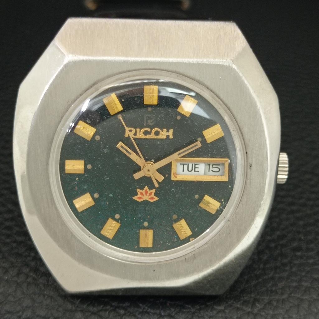 VINTAGE RICOH R31 AUTOMATIC JAPAN MENS ORIGINAL DIAL WATCH a708002-1