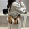 Fashionable Casual Striped Canvas Shoulder Bag For Everyday Use With Ample Space