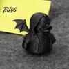 Desktop Duck Decoration 3D Printed Rock Figurine Ornament, Dark Style Stable Base Statue Sculpture, Artistic Gothic Animal for Halloween Home