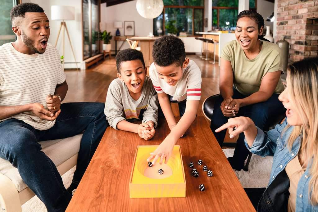 Ravensburger Strike ASIA 27230 3 Board Ages Table Party Game of Gift Game, 8+ [Dice Game, Game, Game, Chance, (Birthday/Christmas)]