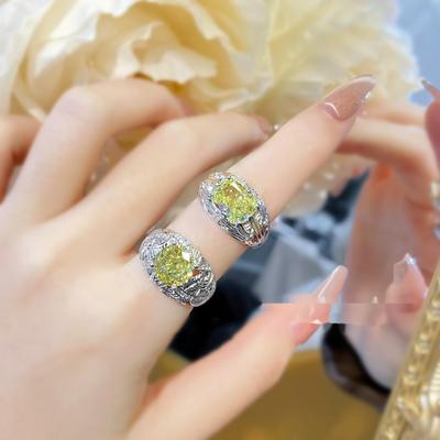 Fetter Langer Quadratischer Eisblumen-Schliff Apfelgrüner Zirkon Verstellbarer Ring Geeignet für Damen Täglich Party Modeschmuck