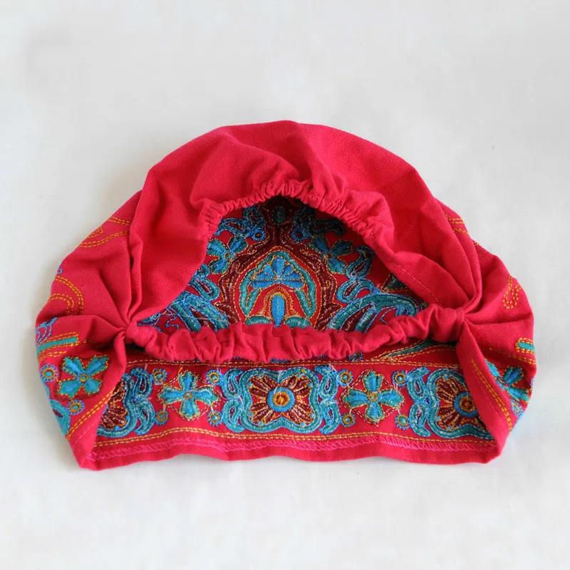 Chapeaux Ethniques Vintage Broderie Fleurs Imprimé Rouge Chapeaux Mode Femmes Accessoires