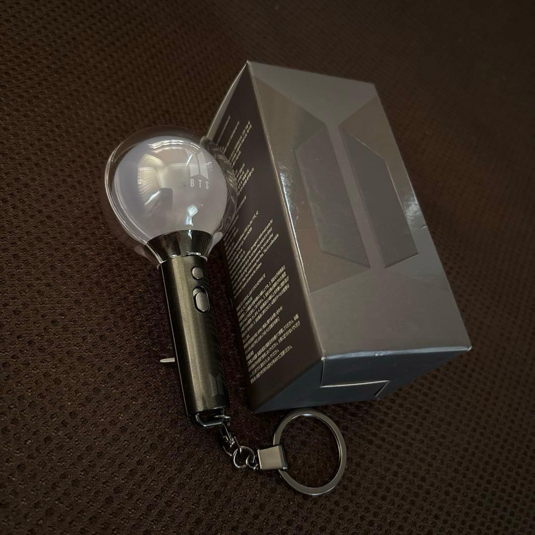 [USED] LIGHT STICK KEYRING SE Army Bomb Keyring BTS