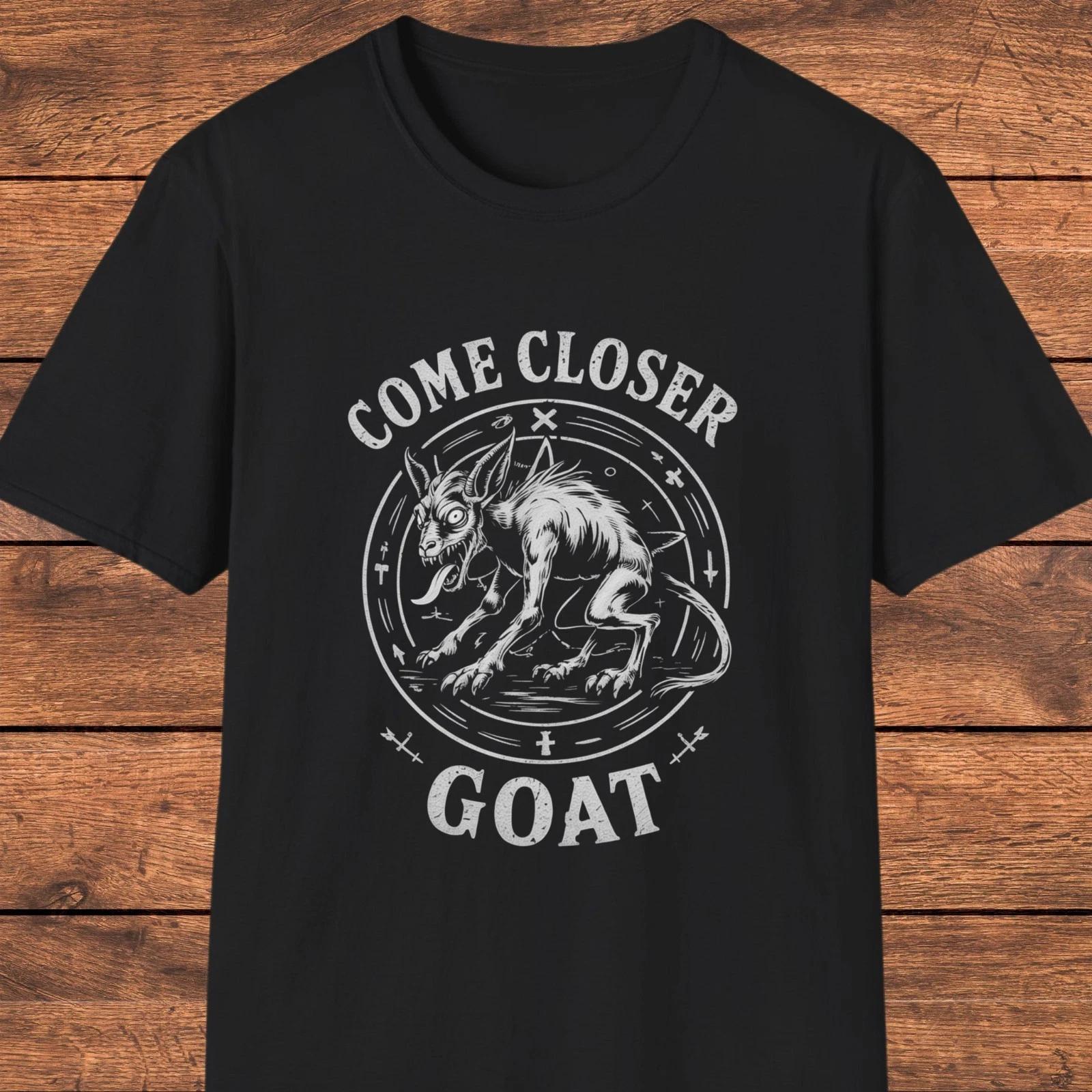 Occult Chupacabra T- Shirt, Vintage Horror Graphic Tee, Cryptid Monster Shirt M