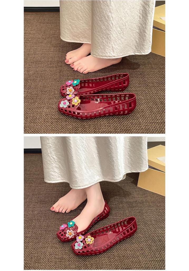 Fairy Style Transparent Jelly Flats: Closed Toe, Hollow Design for Summer Beach Vacations