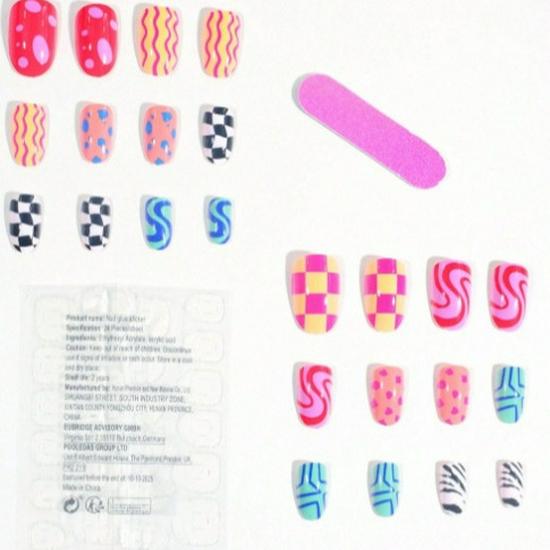 Hot-Selling Wearable Nails: 24-Piece Set In Sweet Candy Colors, Plaid, Polka Dots, Cool Style False Nails.