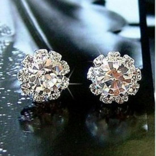 E19 Korean Fashion Zircon Sunflower Stud Earrings