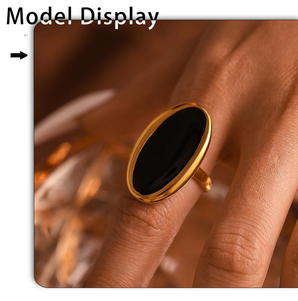 Qiong Yao Luxury French Oval Openwork Ring, Drop Oil, Heavy Casting, Stainless Steel, PVD Gold-Plated, Color Retention, Women's Jewelry.