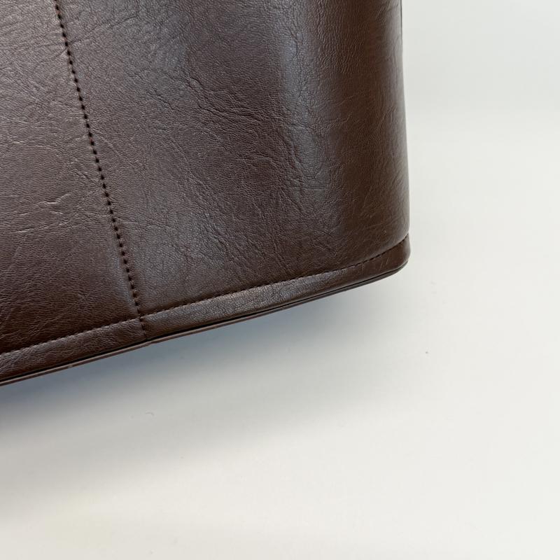 Borsa a Secchiello in PU con Tasca Frontale Grande Capacità Borsa a Spalla alla Moda