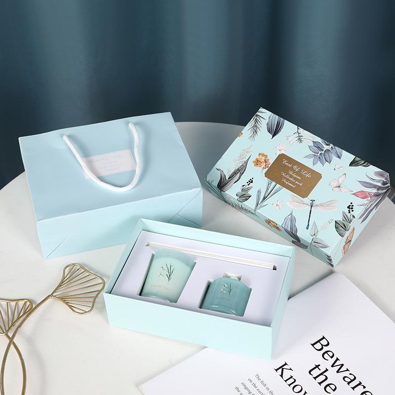 

Handmade Soy Wax Scented Candle Diy Gift Box Set Souvenir Aromatherapy Essential Oil Bamboo Scented Candle Amber Moss