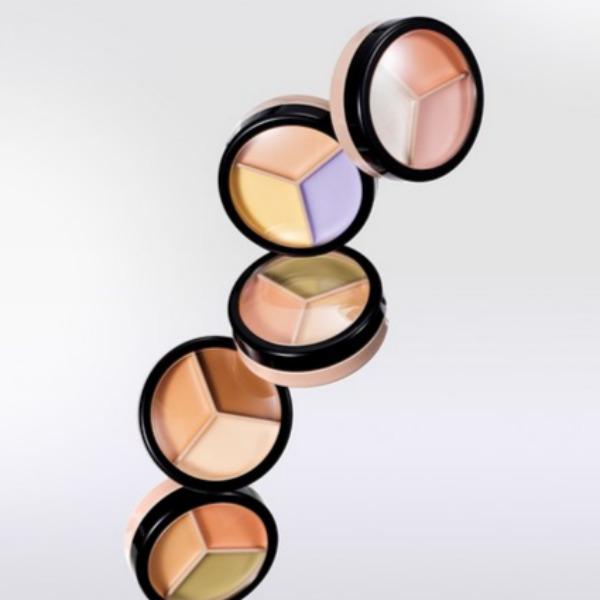 The Saem Cover Perfection Triple Pot Concealer – Multi-Correcting Concealer Palette (6 Shades)