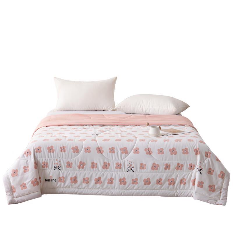 

Paul David Floral Jacquard Quilt