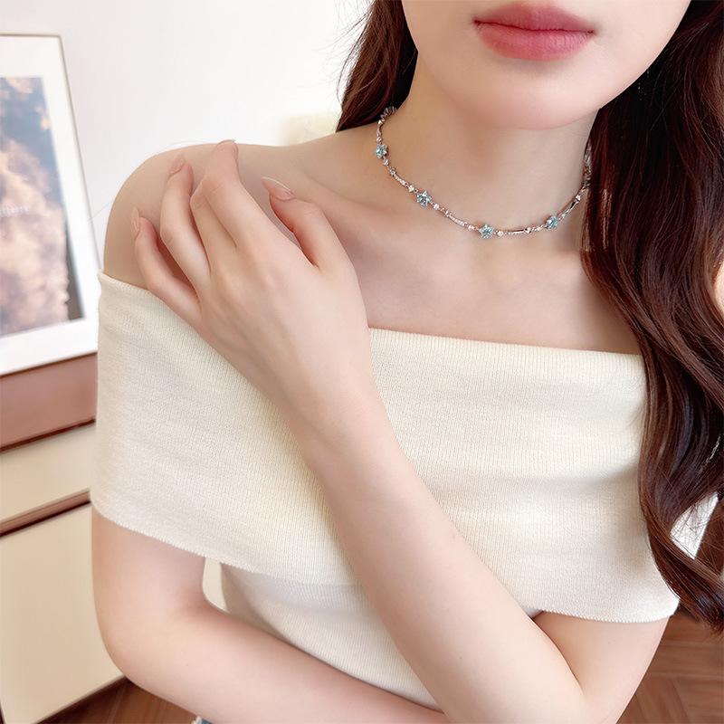 New Light Luxury Zircon Niche Sea Blue Star Necklace Dopamine Collarbone Chain High-end Neck Chain Fashion Accessories 2026