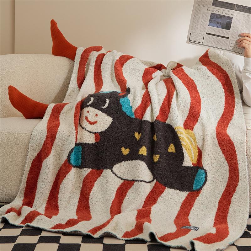 New Dark Horse Wavy Knit Throw Blanket - Cute & Fun for Office Naps, Sofas, or Decor.