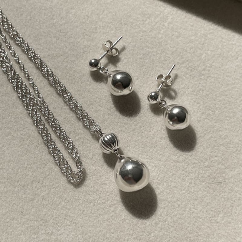 Melliv Shelline Drop Earring_mve37