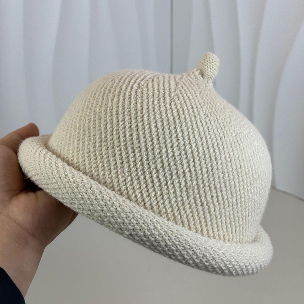 Casual Berets Comfortable Landlord Hats Warm Painter Hats Pacifier Cap Men and Women Fashion Knitted Melon Skin Hats