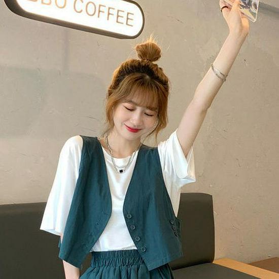 Trendy Retro Vest and Shorts Two-Piece Set - Lightweight and Stylish