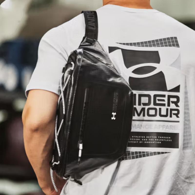 New Under Armour SUMMIT Polyester Sling Bag, Fanny Pack Regular Unisex Black 1376463-001