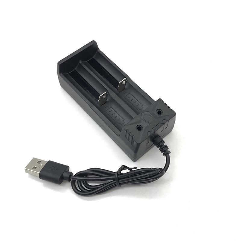 2 bővítőhelyes USB kettős 18650 töltő 3,7 V újratölthető lítium akkumulátor 18650 akkumulátor töltő 18500/18490/16340/14500 akkumulátorhoz