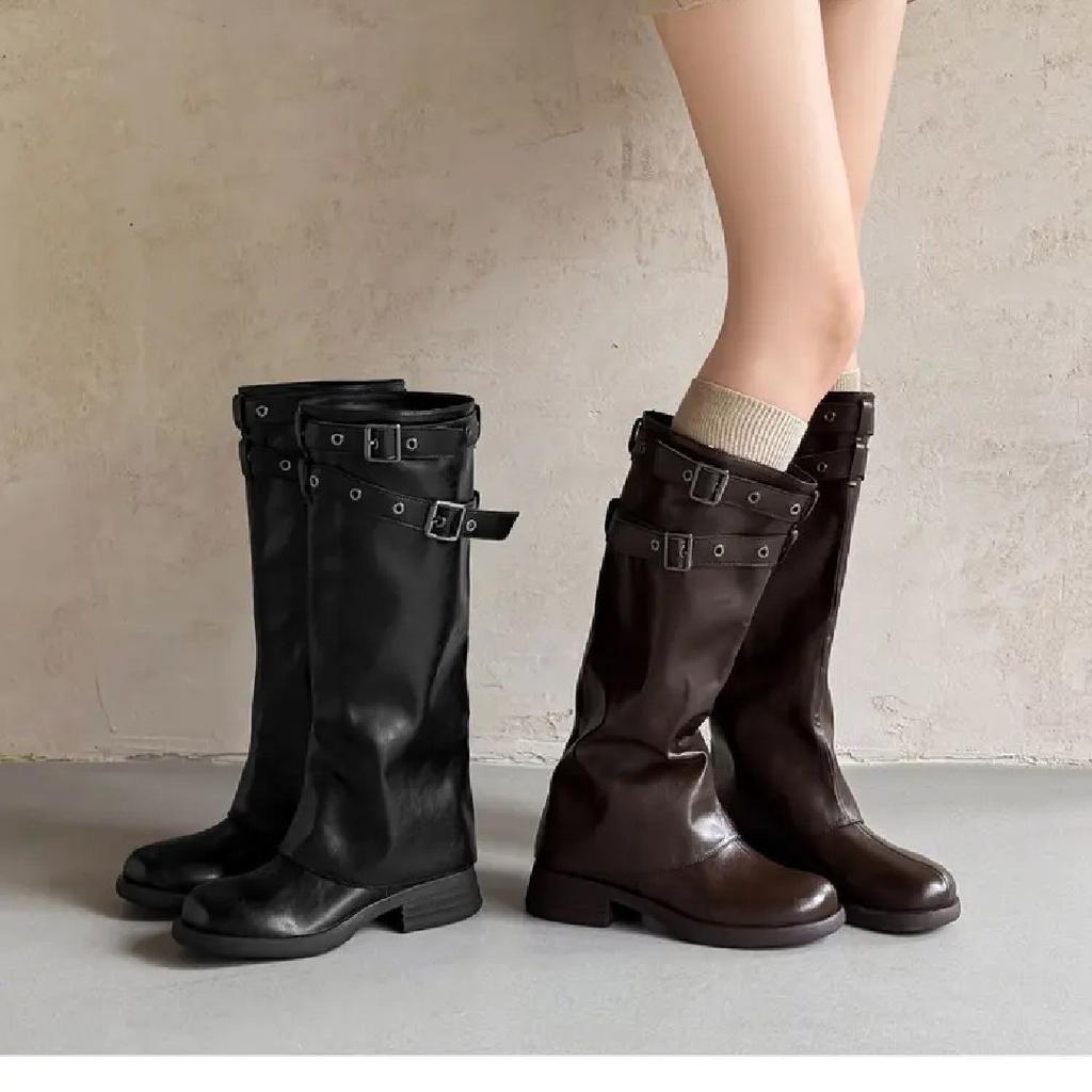 Square boots, stacked black locomotive boots, fashionable new pleated thick heels, trousers, belt buckle, long boots for women
