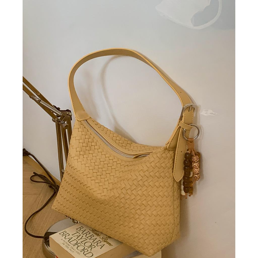 Underarm Bag - Women's Knitted Bag - Simple Bucket Bag - Shoulder Bag for Daily Commuting