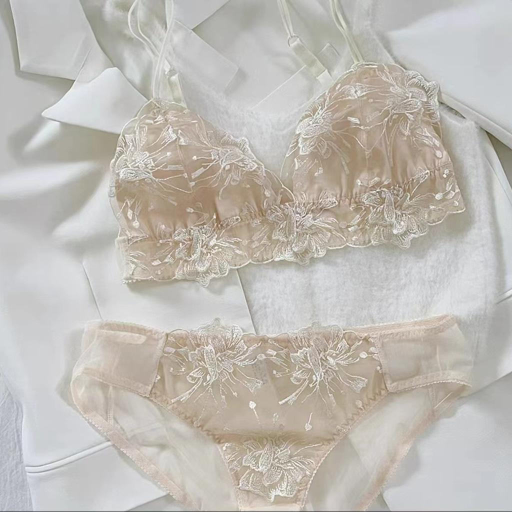 Francuskie koronkowe kwiaty haftowany biustonosz i majtki zestaw seksowna ultracienka bielizna damska trójkątny biustonosz Bralette romantyczny komplet bielizny
