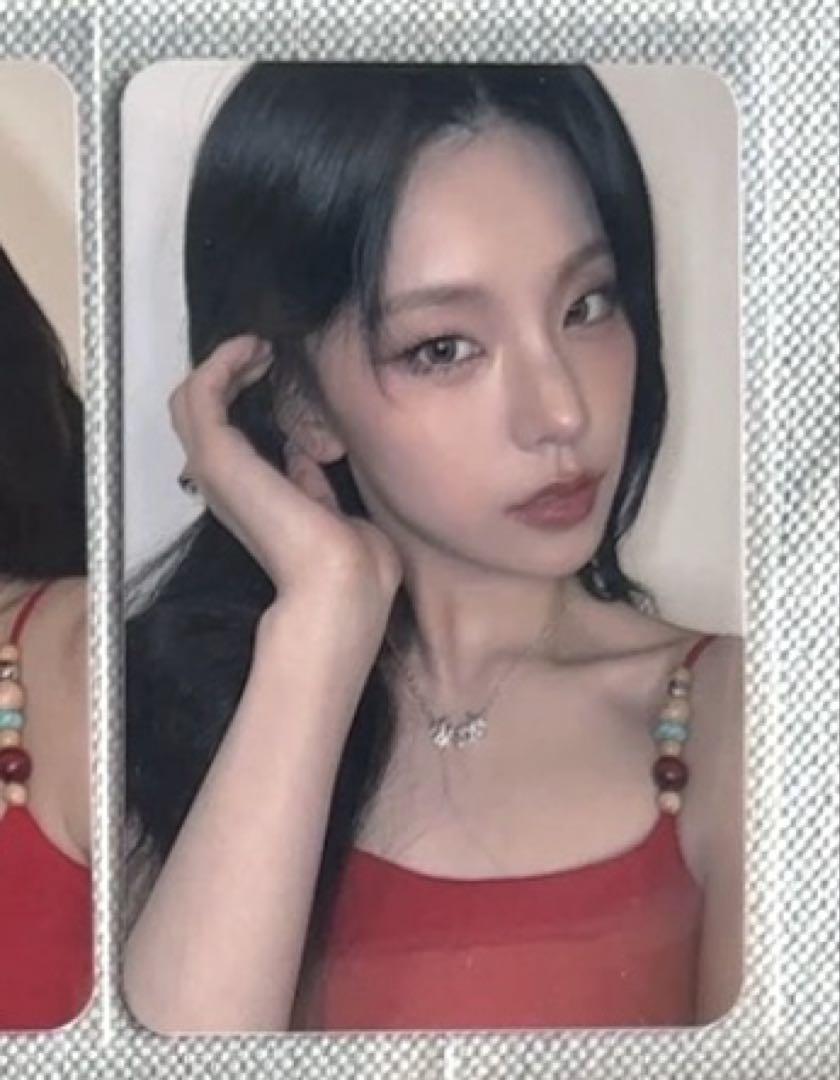 

[USED] itzy Yeji Air BDM Autograph Session Limited Trading Card C