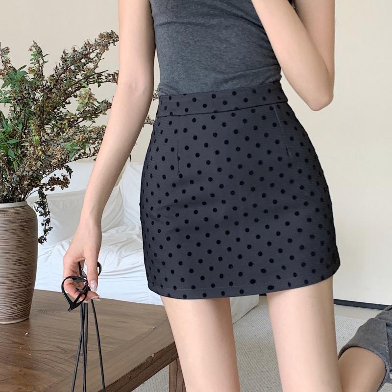 Sweet and Spicy Girl Apricot Polka Dot Midi Skirt, Women's New Summer Casual Versatile Skirt, Hip Hugging Skirt, A-line Short Skirt