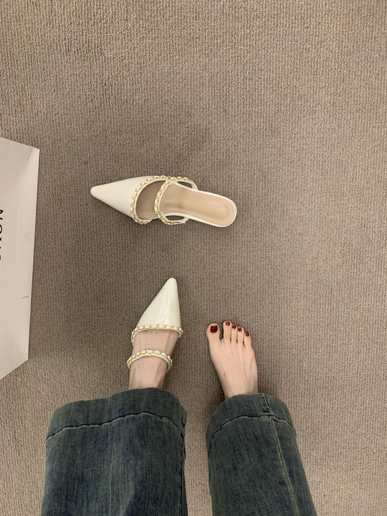 Retro Chain with Bag Head and Half Slippers for Women Wearing Lazy People with One Pedal Temperament Pointed Head Low Heel Mueller Shoes