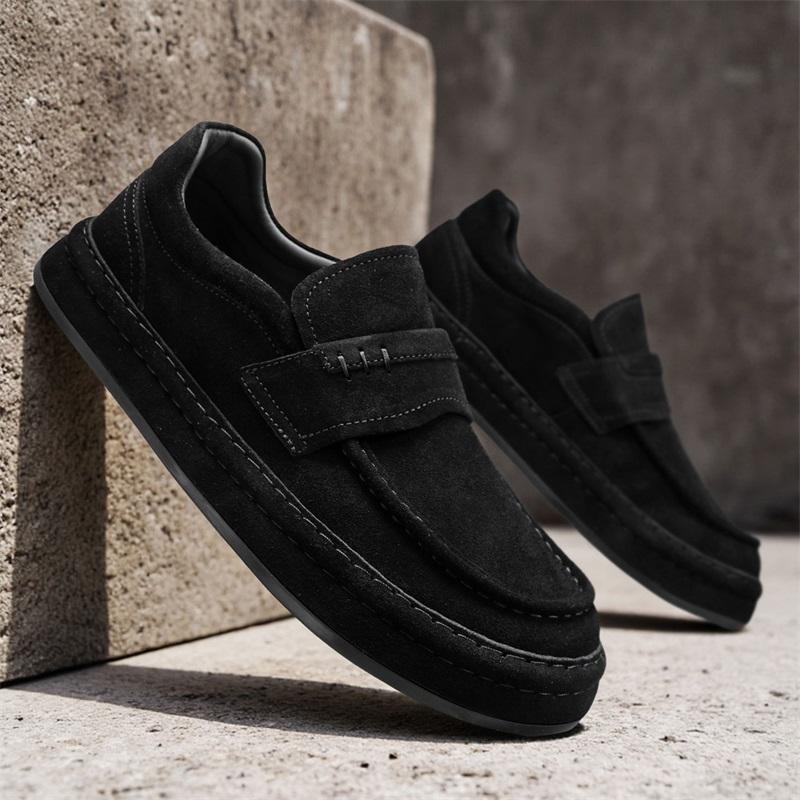 

Winter New Lightweight Thick Bottom Breathable Rubber Sole Casual Shoes Easy to Wear Slip on Lazy Person Cowhide Leather Shoes 39 чорний