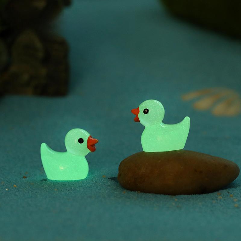 Adorable Glow-in-the-dark Resin Duck Figurine For Creative Decor Accessories