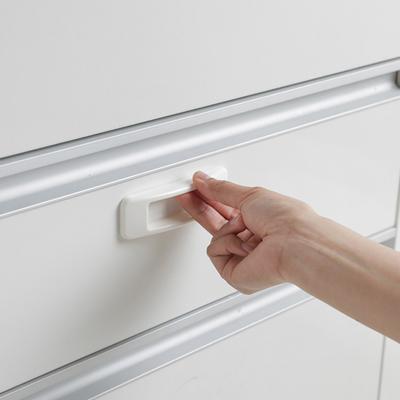 Maniglie per porte autoadesive da 2 pezzi Installazione semplice Impugnatura salda Maniglie per porte multiuso per frigoriferi Armadi Finestre
