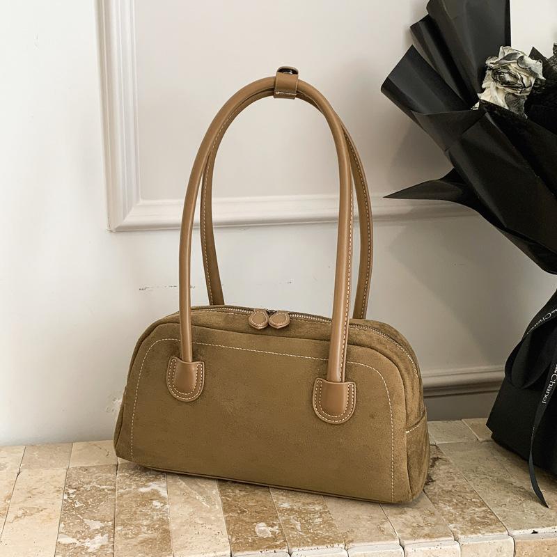 Retro niche suede bag women's winter new shoulder bag bag high value simple casual armpit bag