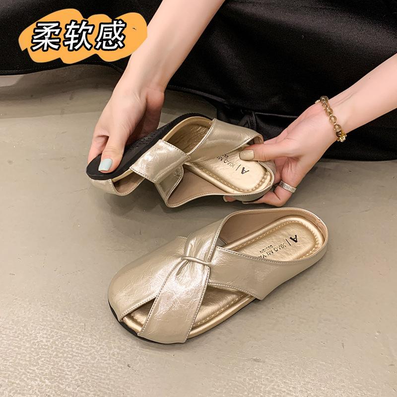 Thick-soled Hollow Bag Head Slippers Women's Summer Wear 2025 New Versatile French Flat-bottomed Soft Leather Half-drag Women's Shoes