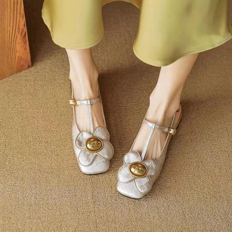 Fashion 2024 Hot Selling New Spring and Autumn Women's High Heels Women's Round Toe Low Heels Flower Mary Jane Shoes Sweet Women's Shoes