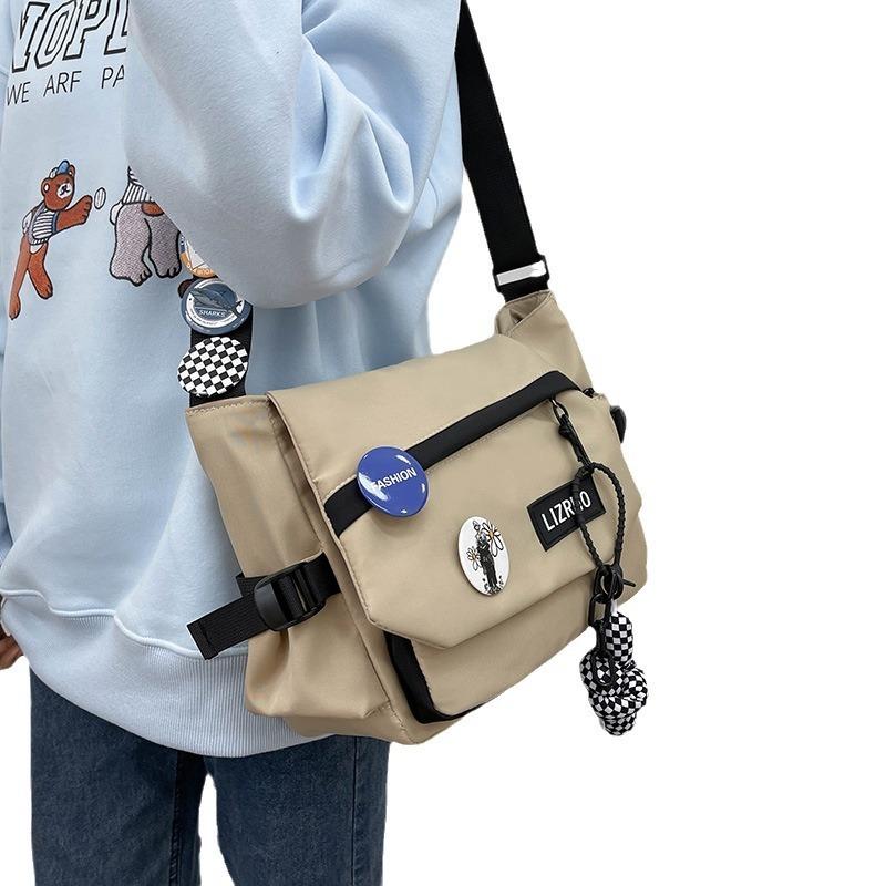 Large-capacity Student Class Oblique Span Bag Female Harajuku Tooling Nylon Bag Versatile Simple Messenger Bag