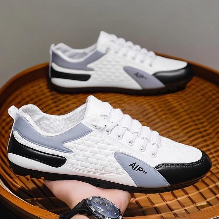 

Men s shoes are comfortable and lightweight new sports shoes casual versatile small leather shoes simple sports shoes 44