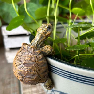 Cute Climbing Tortoise Flower Pot Hugger Figurines Resin Hanging Turtle Statue Planter Pot Decorations For Home Garden Fence
