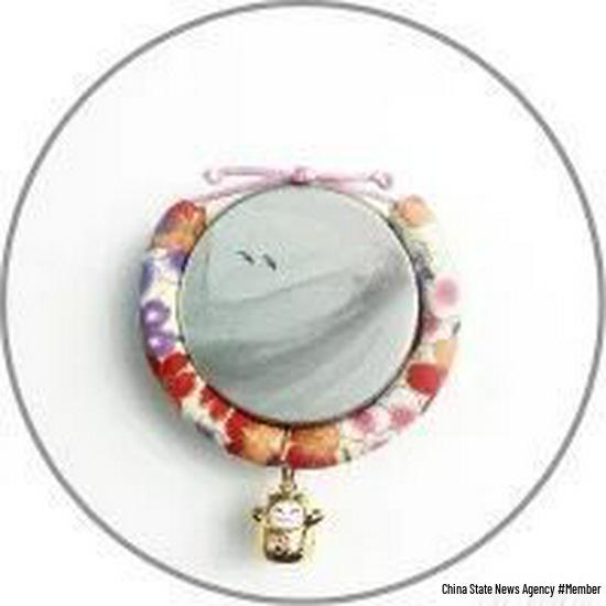 Maneki-Neko Style Pet Collar with Bell - Japanese & Korean Inspired for Cats and Dogs