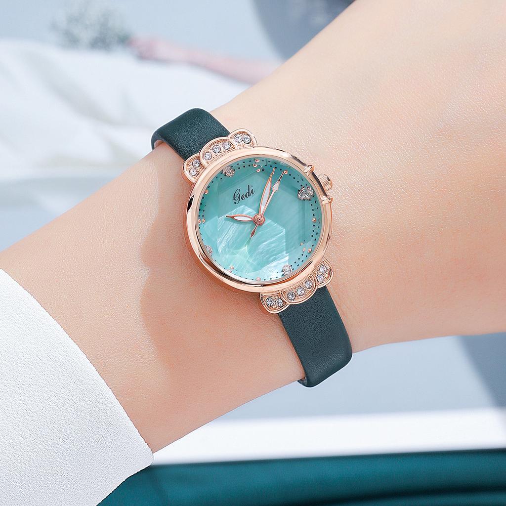 Trendy Women's Watch Small and Exquisite Student Belt Watch Small Dial Temperament Diamond Women's Watch