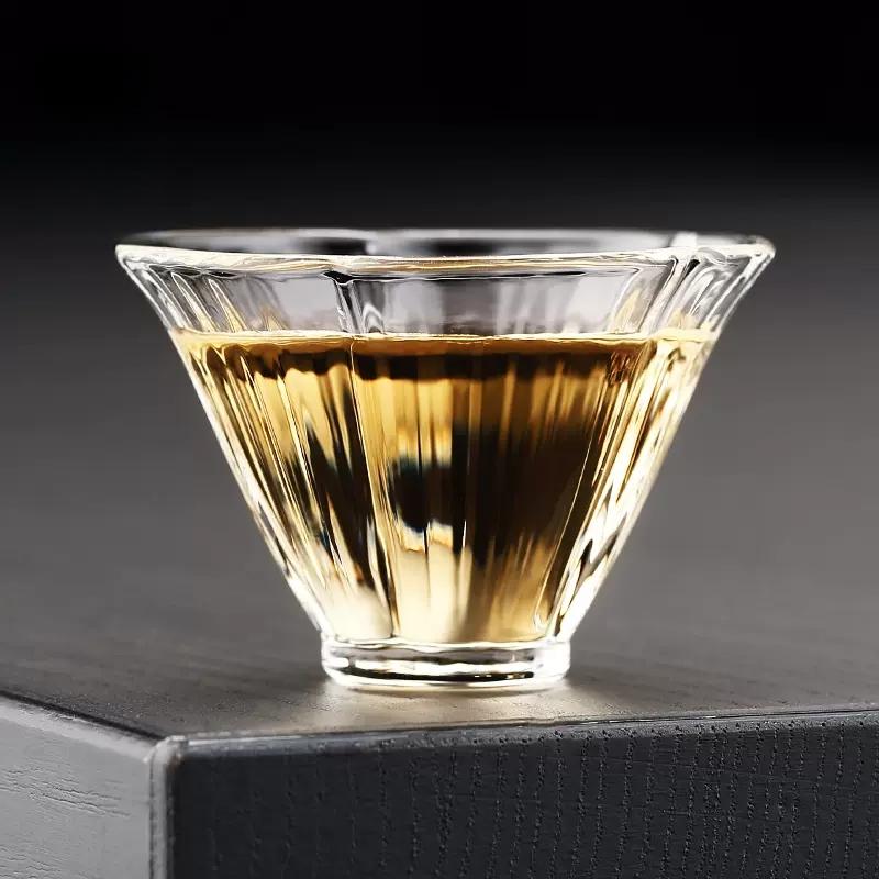 Japanese Style Petal Small Tea Cups Single Cup Special Heat-resistant Glass Tea Cup Crystal Master Cup Transparent