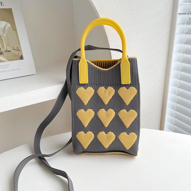Korean Fashion Heart Knitted Mini Square Handbag For Women Small Mobile Phone Shoulder Bags Girls Cute Outdoor Crossbody Bags
