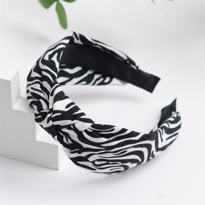 

Модная женская повязка на голову с принтом зебры и центральным узлом для девочек, повседневный аксессуар для волос