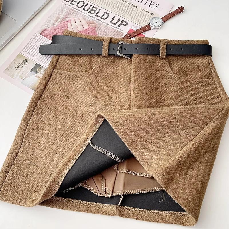 Korean Retro High-Waist Wool-Blend A-Line Skirt for Women - Autumn/Winter Hip-Hugging Slimming Design