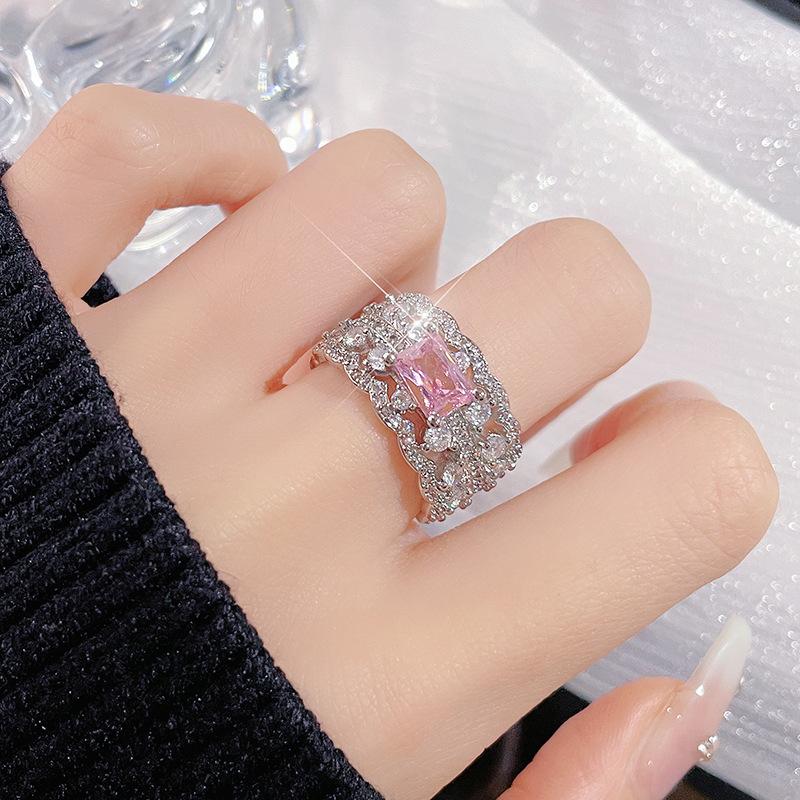 Star Moonstone Irregular Opening Ring Cold Wind Advanced Sense Personality Niche Design Sense Ring Female