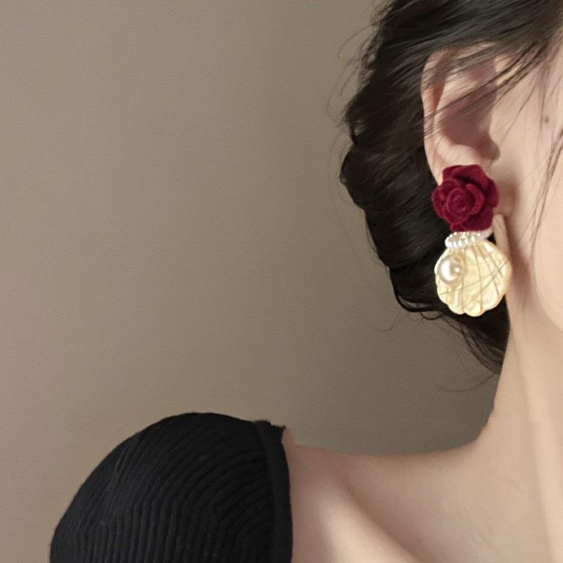 New Fashionable Flocked Earrings, Silver Needle Bow Earrings, High-end Feeling, Niche Red Earrings