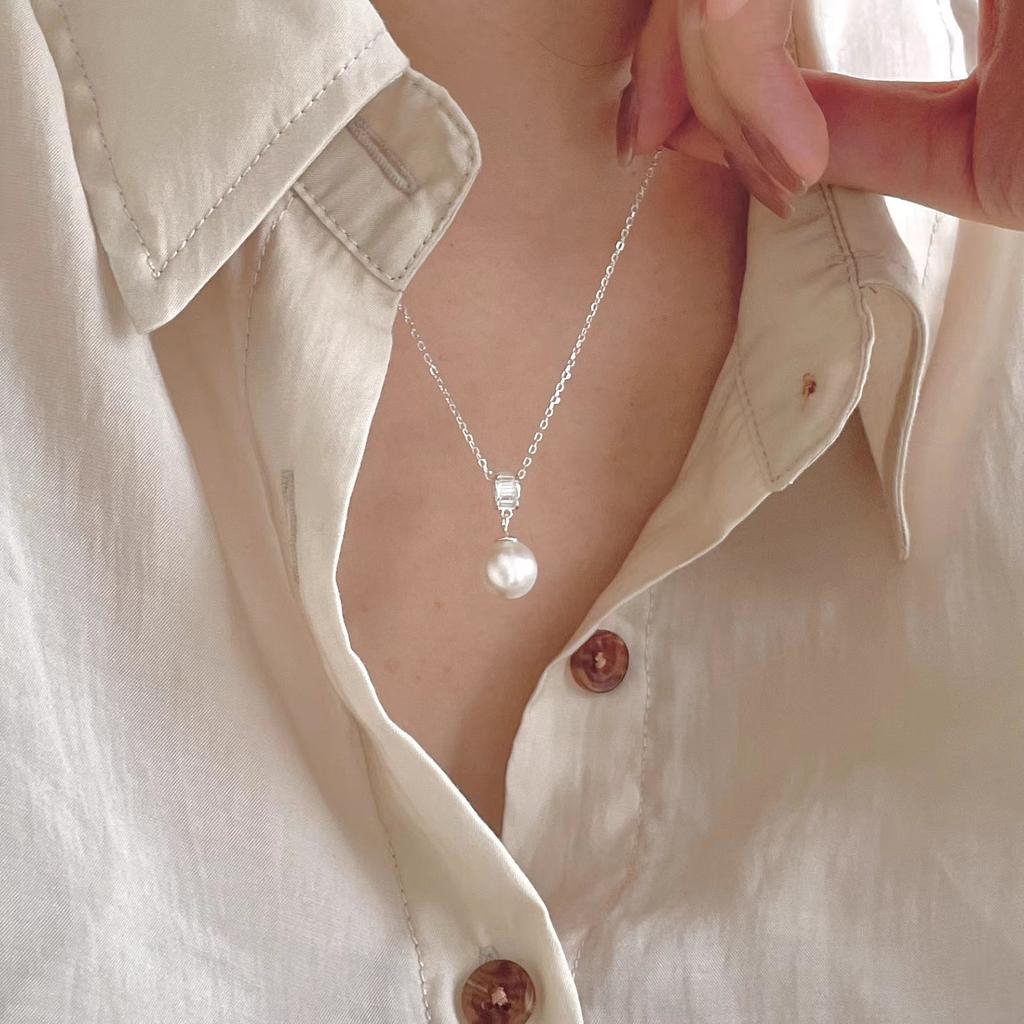 S925 Sterling Silver Light Luxury Exquisite Micro Zircon Diamond Square Diamond Pearl Pendant Necklace Women's Clavicle Chain New Trend