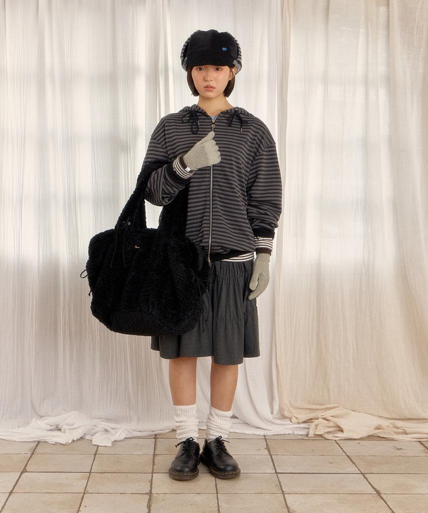 Sunlit Boucle Bag (Black)