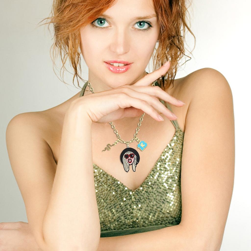 Merch Keychain I'm A Swiftie Gift For Fans Teen Girls Daughters Women's Cute Keychain, Alloy Necklace