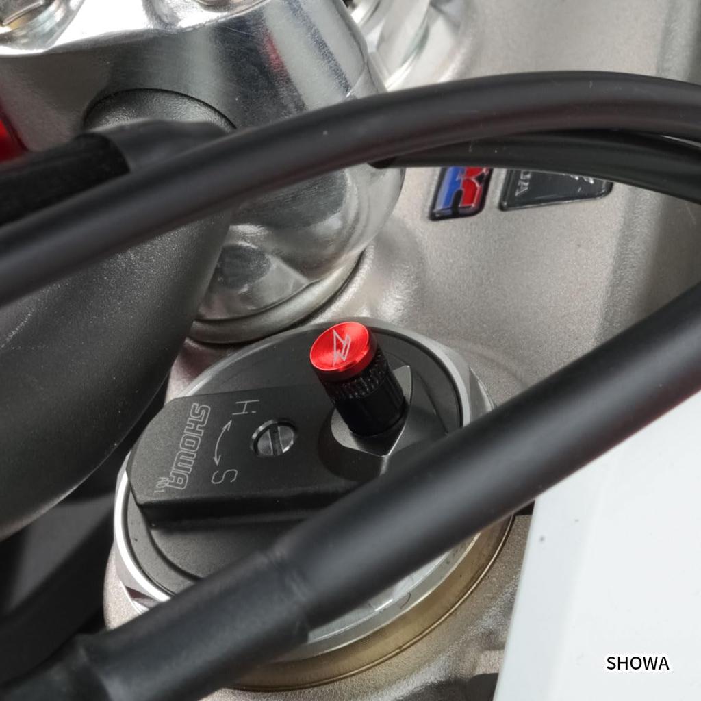 ZETA RACING Fork Top Breeder Red for 2 Pieces Dirt Freak DIRTFREAK F6970 Model SHOWA/KYB (Old Number ZE91-1326)